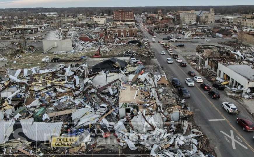 Tornado grad u SAD pretvorio u ruševine: Pogledajte nove snimke